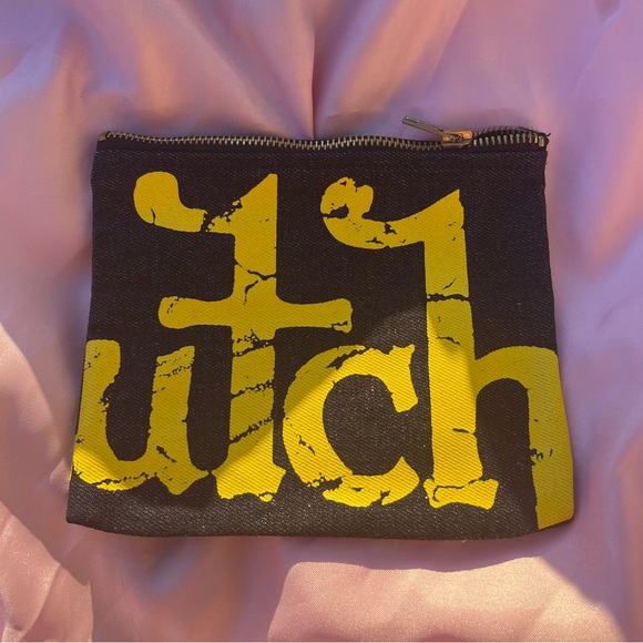 SOLD Von Dutch Coin Purse/ Pouch 💛 - Picture 4 of 4